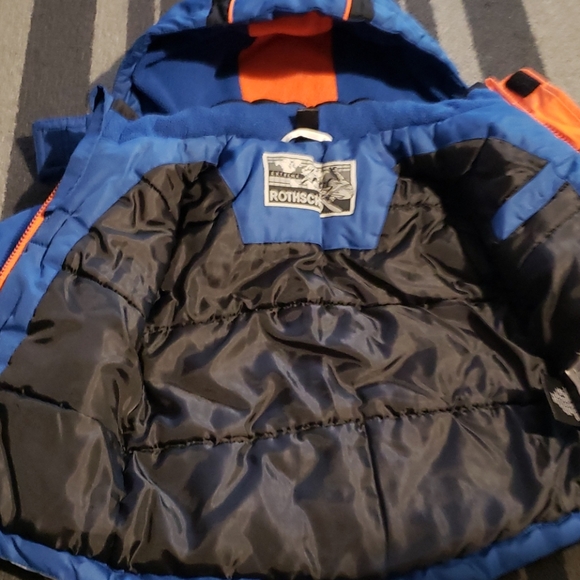 Little boy winter jacket - Picture 3 of 4